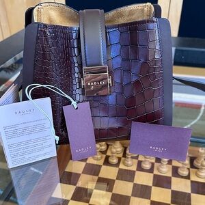 RADLEY LONDON Croc-Embossed Crossbody Bag in Rich Dark Brown and Gold Details